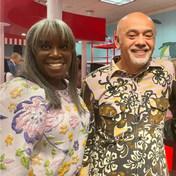 DrPsych_Faves12 is Live! Your Crystal Luxury Doctor! Gold โญ๏ธ Posh Ambassador! - Picture 11 of 17